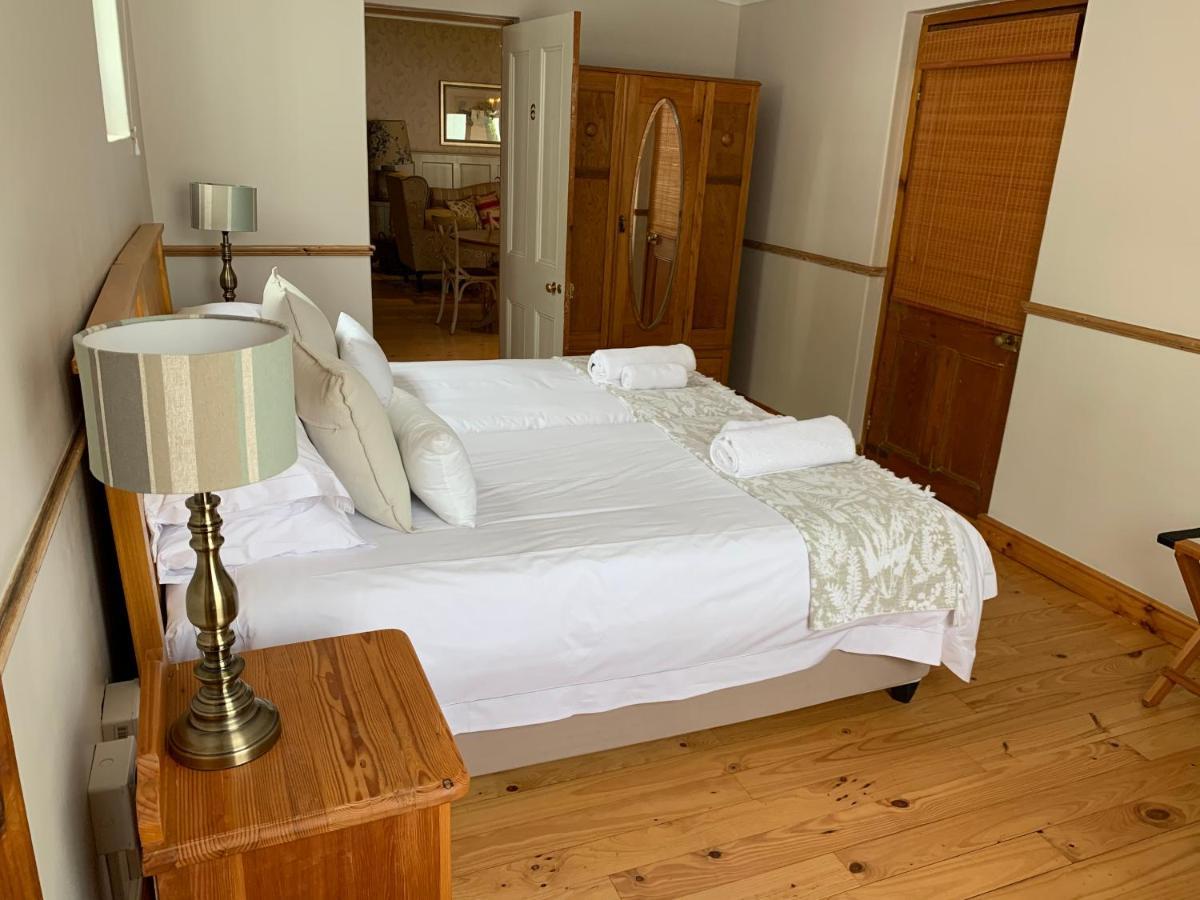 Avenues Guest House Стеленбош Екстериор снимка