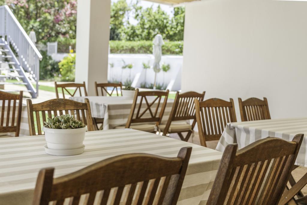 Avenues Guest House Стеленбош Екстериор снимка
